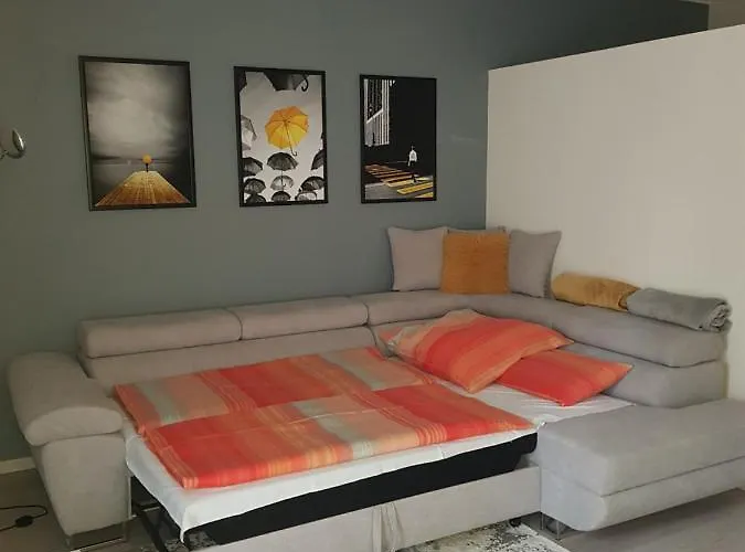Alex Apartman